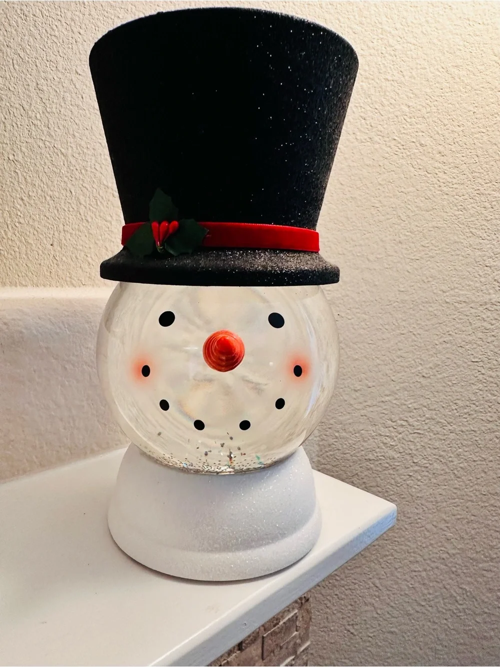 Bath & Body Works Black Top Hat Snowman Accent with Red Band Candle Holder